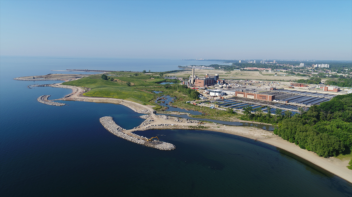 An aerial photo of the shoreline in Mississauga