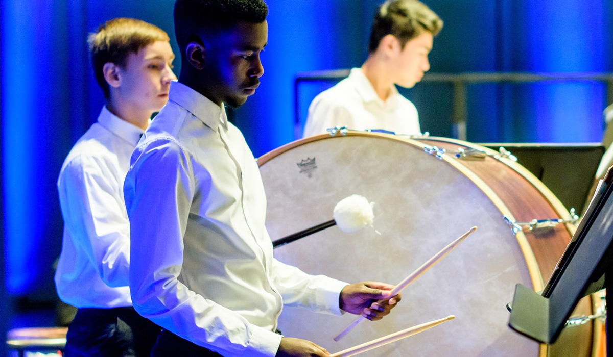 Youth performing in MYSO.