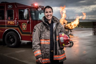 Image of a female firefighter 