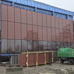 A closeup of the glazing being installed on the exterior wall of the Aquatic Centre at the Carmen Corbasson Community Centre