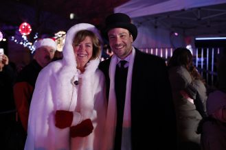 Mayor Carolyn Parrish and Deputy Mayor John Kovac smiling at the camera