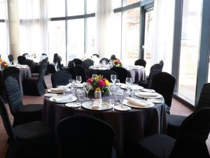 Round tables with black tablecloths